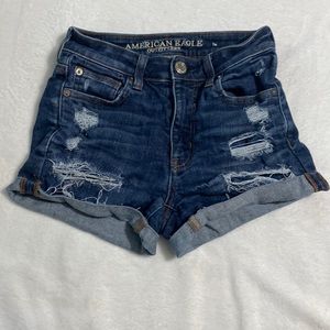 American eagle size 0 distressed dark washed jeans shorts